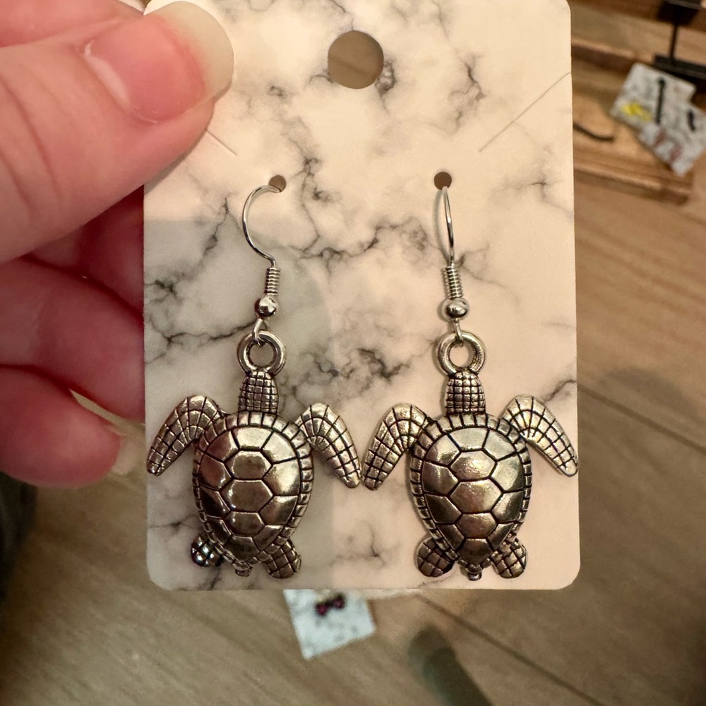 Silver Turtle Earrings
